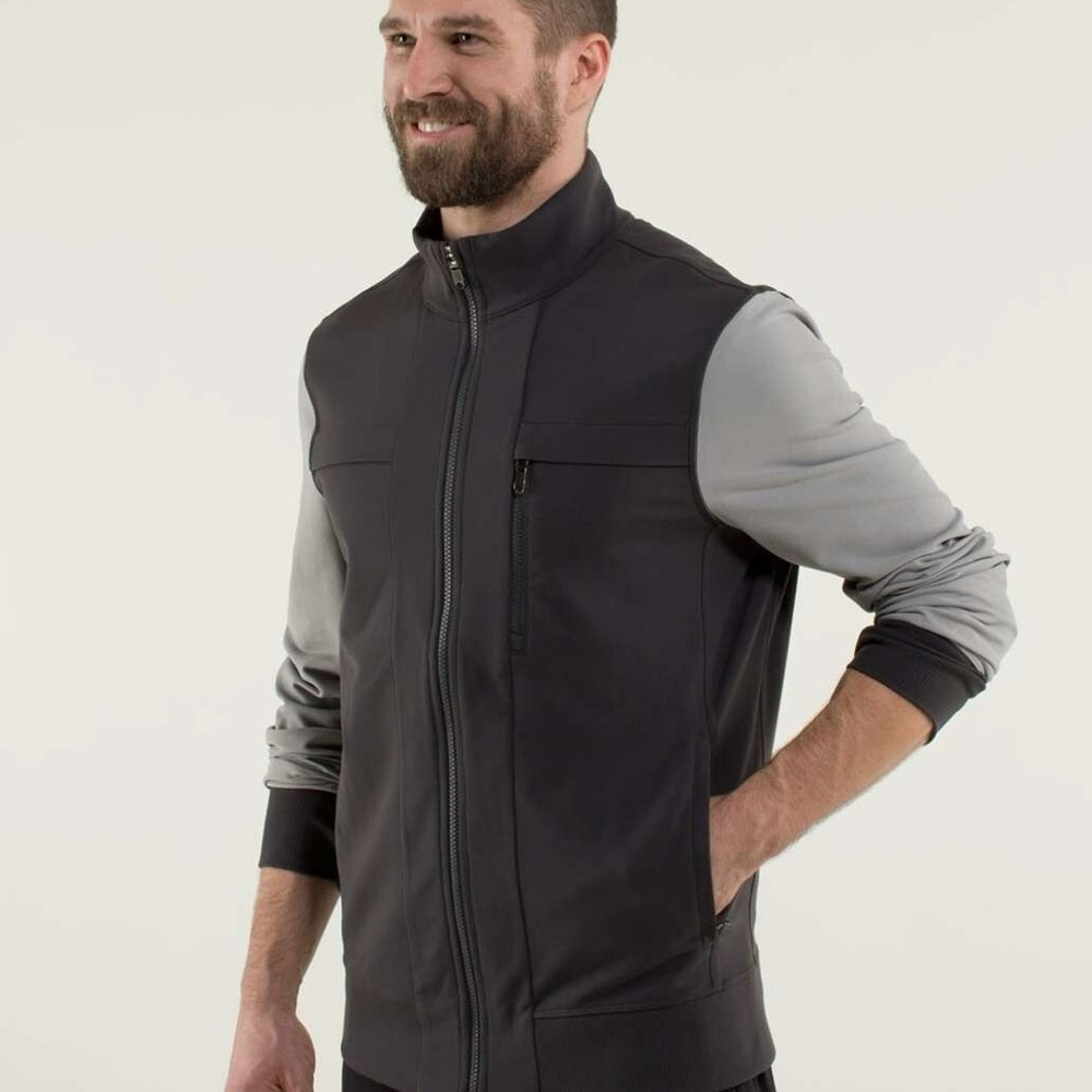 Lululemon Men’s  Post Gravity Jacket  Lightweight Size M